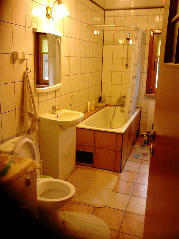 Olsik Apartamento Białowieża Exterior foto